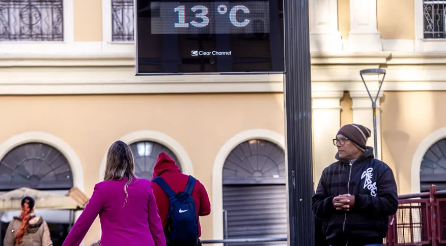 Capitais podem ter recorde de frio até domingo (14); frente fria traz chuva ao Sudeste