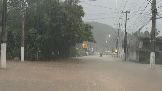 Chuva suspende aulas em São Sebastião e deixa cidade em estado de alerta