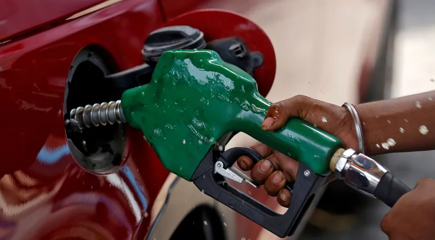 Petrobras anuncia redução de R$ 0,13 no preço da gasolina para as distribuidoras