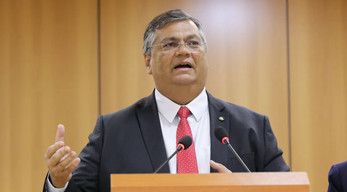 Flávio Dino marca reunião com Mourão, mas enfrenta resistência de senadores bolsonaristas