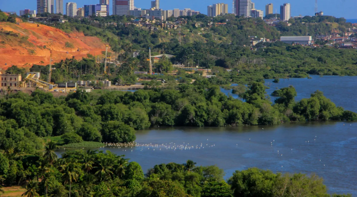 Governo federal reconhece estado de emergência em Maceió