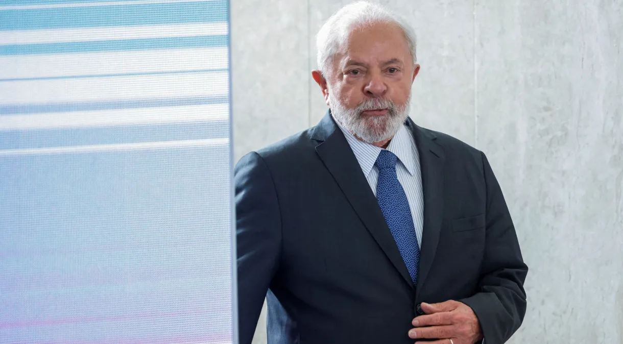 Governo Lula abre licitação estimada em R$ 374 mil para comprar tapetes