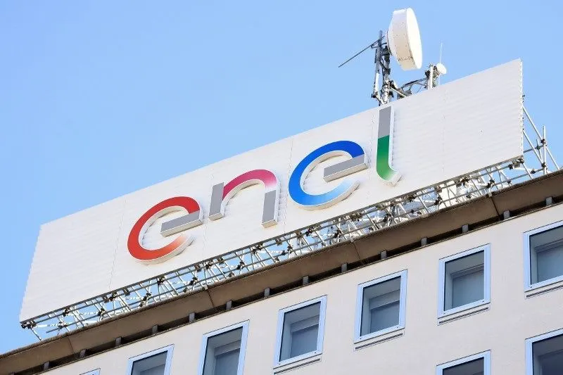 Justiça determina que Enel reduza casos de falta de energia e atenda mais rapidamente