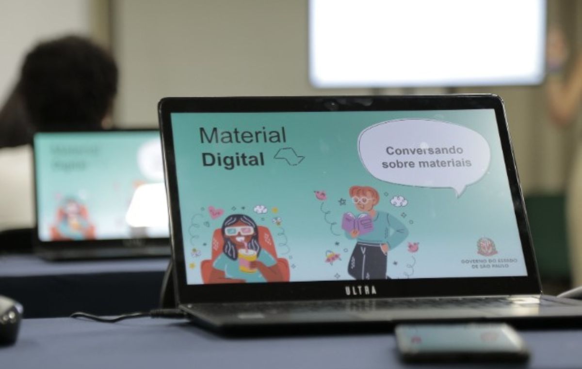 Professores de SP fazem ‘greve dos aplicativos’ em protesto contra uso de plataformas digitais