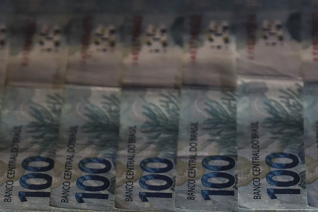 Dia do Trabalho: Brasil tem 100 milhões de empregados e salário médio de R$ 3.123