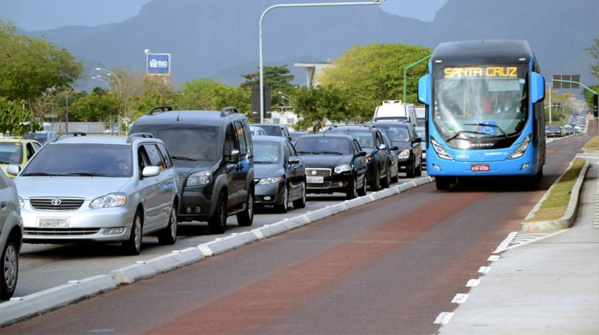 80% das empresas têm ao menos uma alternativa de transporte a funcionários, diz pesquisa