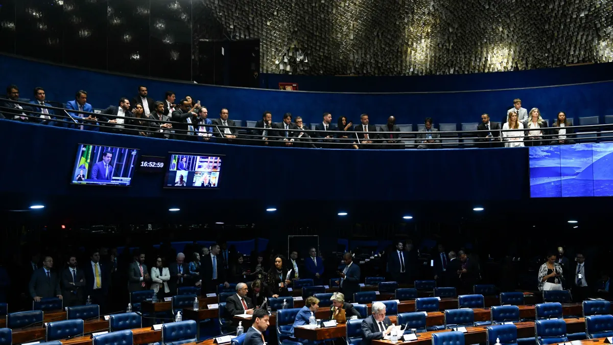 Governo retira urgência de votação da reforma tributária no Senado