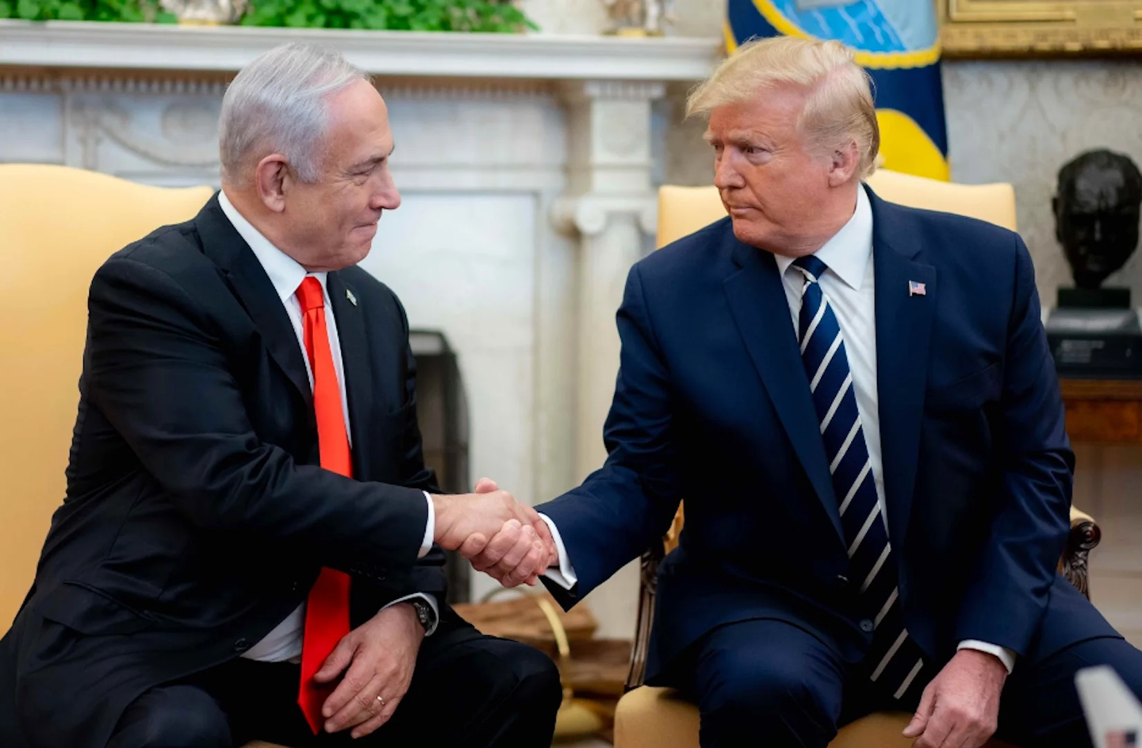 Netanyahu e Trump conversam sobre reféns em Gaza e situação na Síria