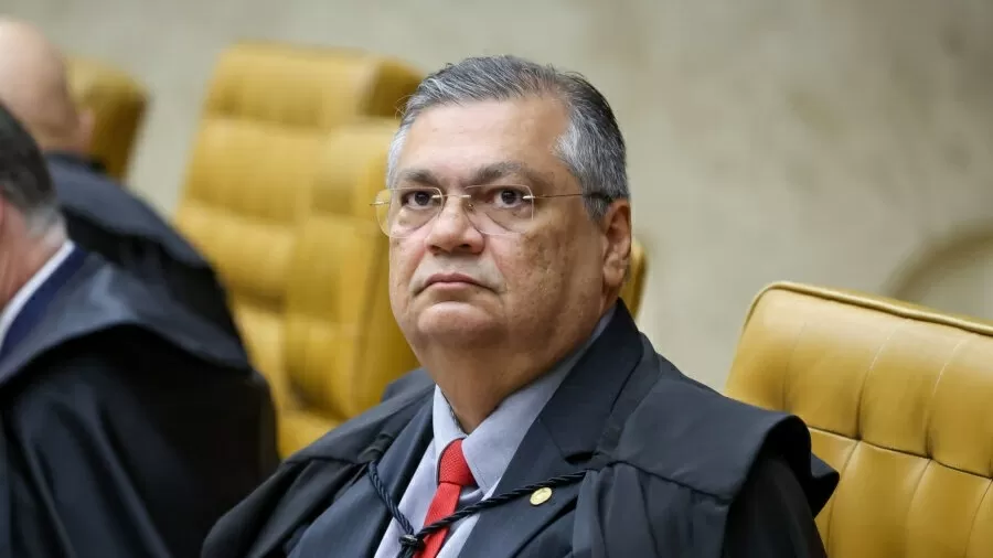 Dino manda governo definir regras para instituições de ensino prestarem contas sobre uso de emendas