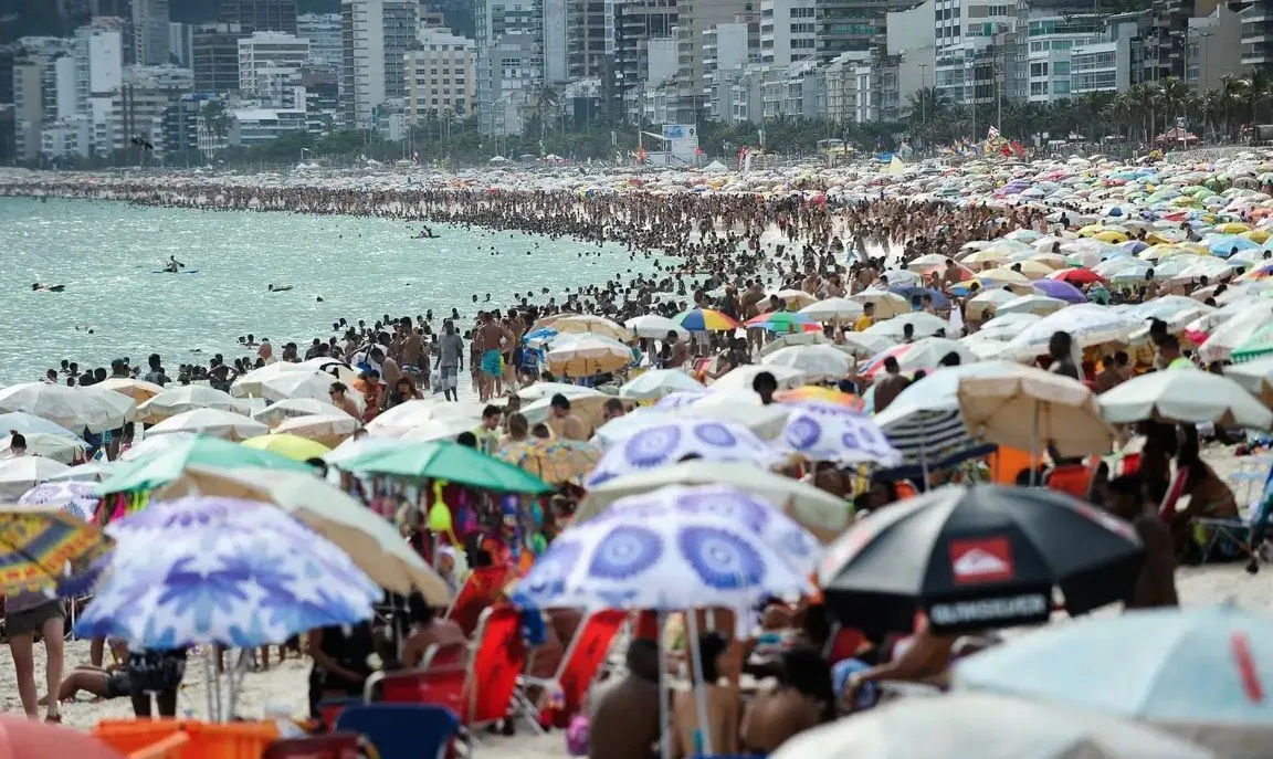 Rio e BH têm recorde de temperatura neste sábado (18)