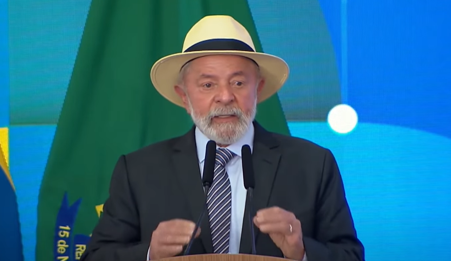 Lula chama governadores de ingratos e exalta acordo das dívidas dos estados