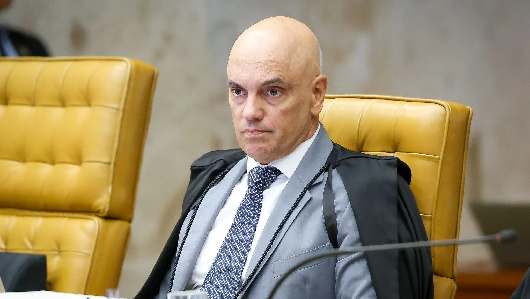 Moraes nega recurso de Bolsonaro e reforça acesso da defesa a documentos