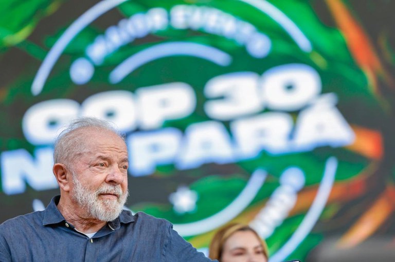 Lula visita espaço onde será realizado a COP30 em Belém