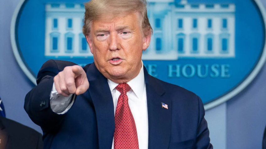 Trump fala sobre tarifas, venda do TikTok e acordo com a Ucrânia