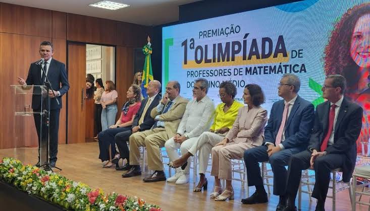 Olimpíada de Matemática premia professores com viagem à China