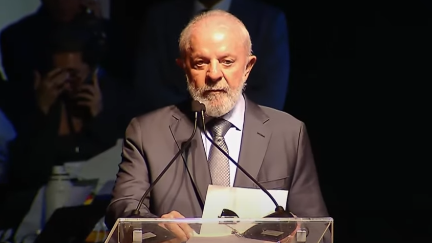 Lula consultará ministros sobre fim da escala 6×1