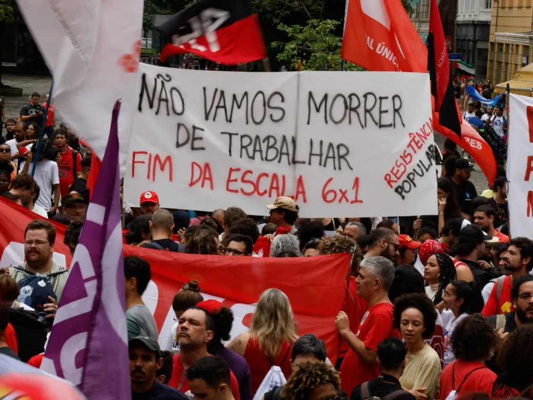 Fim da escala 6×1: presidente da CCJ diz que priorizará PEC na Câmara