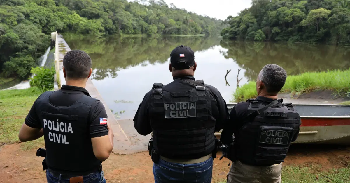 Caso ferro-velho: Operação com drone aquático busca corpos de vítimas de duplo homicídio em Salvador