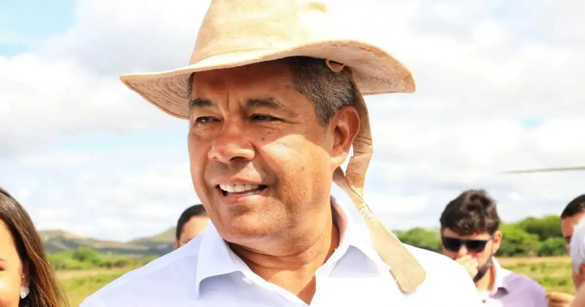 Governo decreta ponto facultativo de São João e antecipa 50% do pagamento para servidores estaduais; veja datas