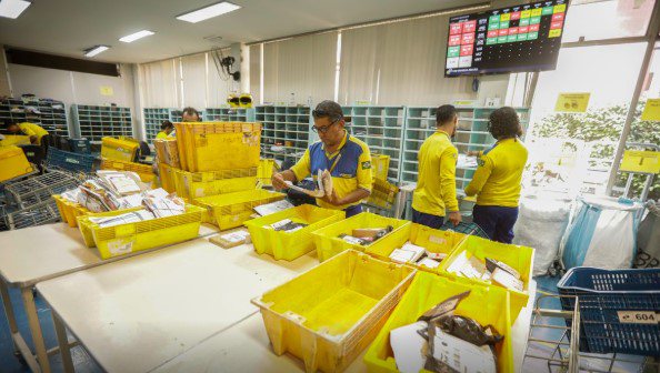 Crise nos Correios: Estatal dobra prejuízo e tem voos de entregas suspensos