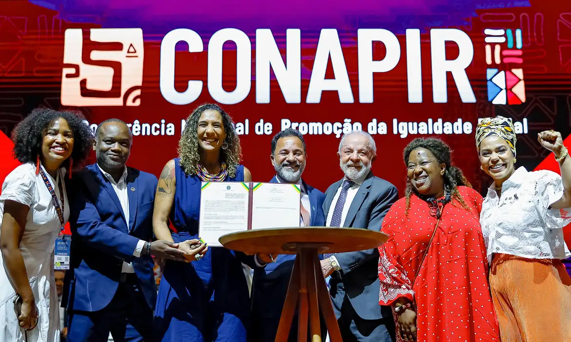 Lula critica imaginário racista que persiste no país