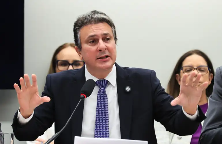 População deve cobrar Câmara sobre PEC da Blindagem, diz ministro