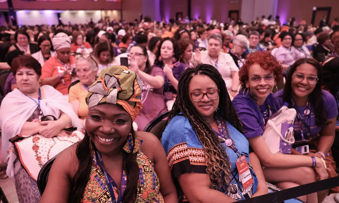 Conferência de Mulheres aprova propostas de políticas públicas
