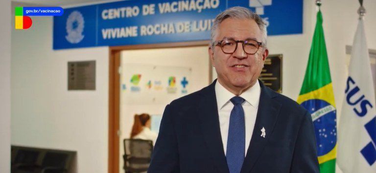 Ministro da Saúde convoca o Brasil, em rede nacional, para o Dia D de multivacinação neste sábado