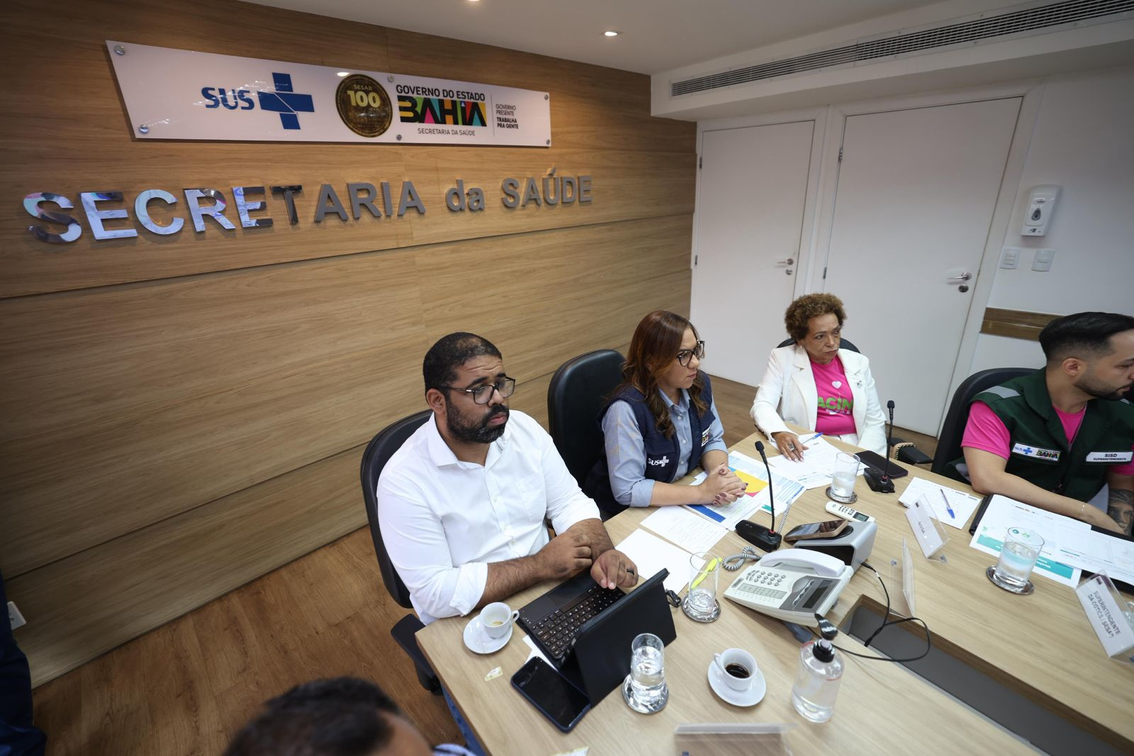 Bahia descarta casos suspeitos de intoxicação por metanol e reforça ações integradas de monitoramento