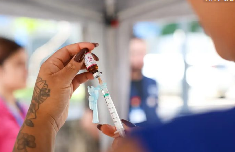 Ministério da Saúde reforça enfrentamento da meningite no dia mundial de combate à doença