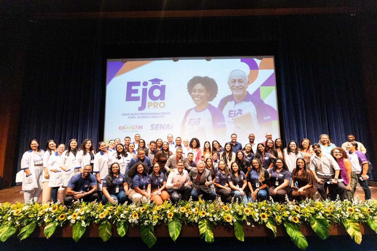 Camaçari inicia formação profissionalizante para alunos da EJA