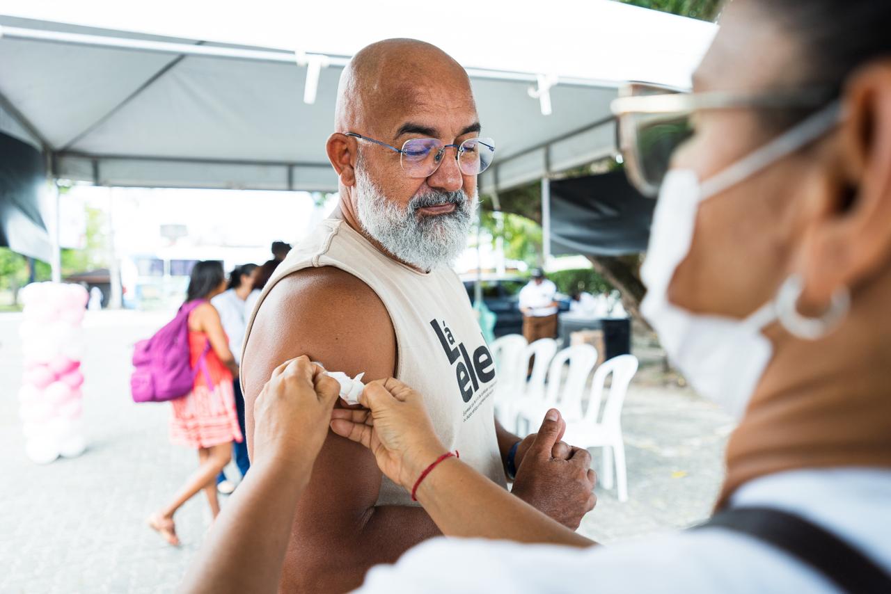 Dia D de Multivacinação aplica mais de 2.800 doses em Camaçari