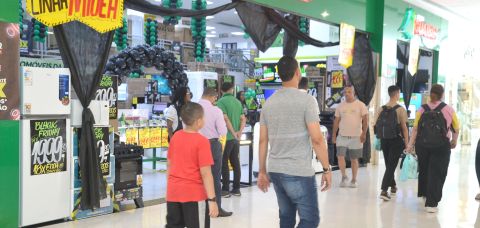 Lojistas apostam em planejamento e redes sociais para vendas na Black Friday