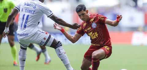 Bahia vence o Vasco e sai do jejum na Arena Fonte Nova