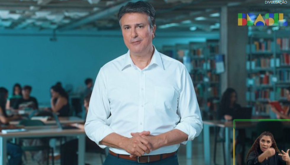 ‘O Enem une o brasil pela oportunidade transformar a vida pela educação’, diz Camilo Santana