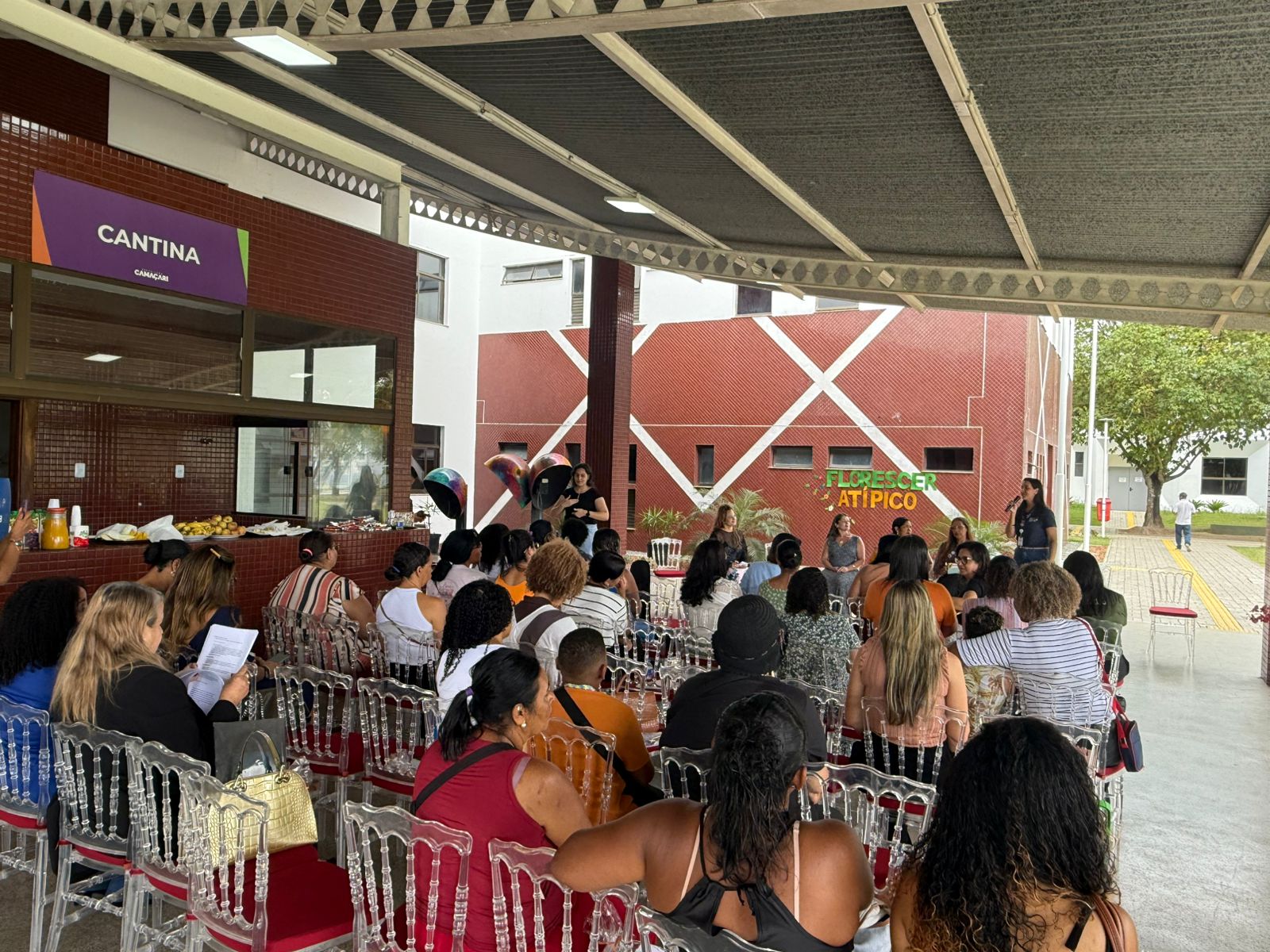 Florescer Atípico: primeiro dia de evento celebra protagonismo das mães atípicas de Camaçari