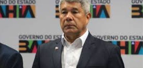 Jerônimo sanciona lei e decretos sobre segurança pública