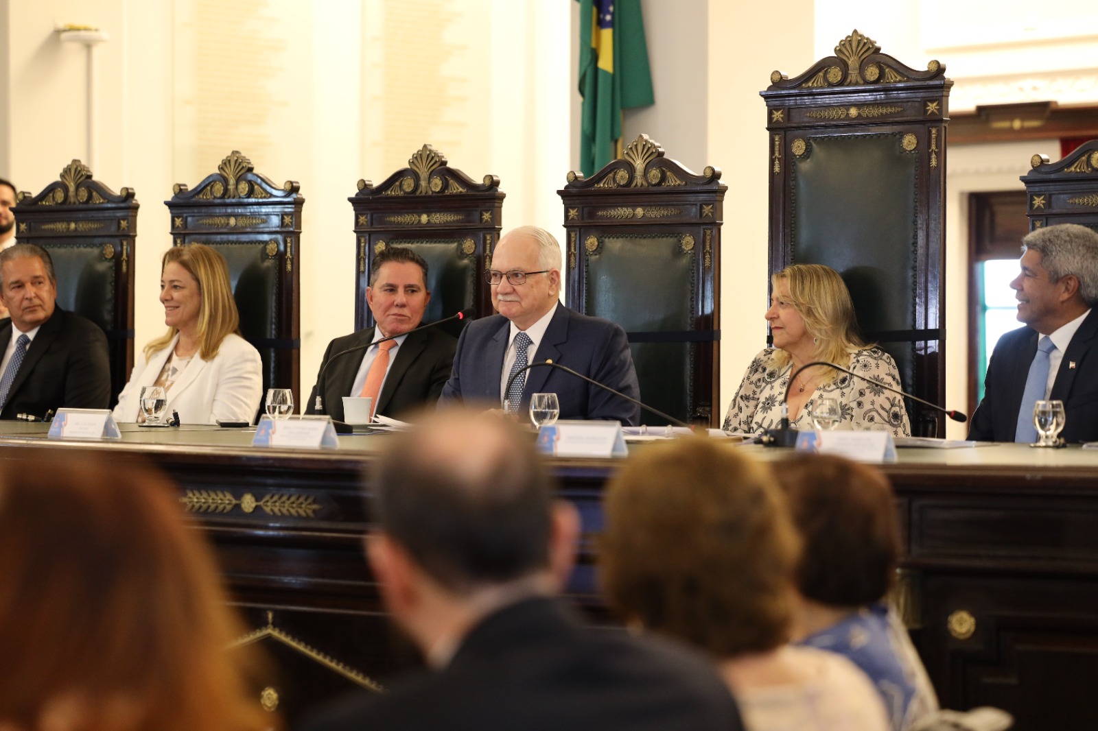 Jerônimo Rodrigues destaca eficiência da cooperação entre os poderes durante reunião com ministro Edson Fachin