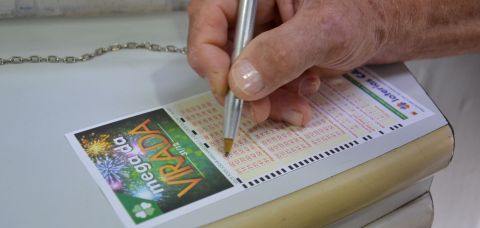 Mega da Virada: apostadores gaúchos fazem bolão de R$ 300 mil