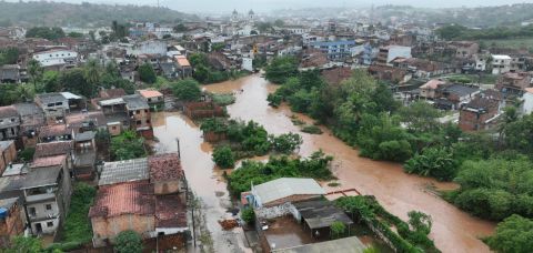 Inmet emite alerta para tempestade e chuvas intensas em mais de 30 cidades