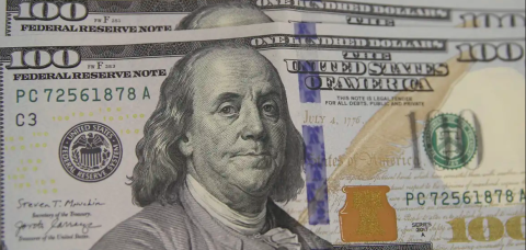 Dólar cai para R$ 5,40 após invasão à Venezuela