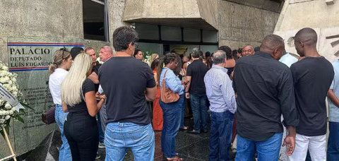 Deputado Alan Sanches é homenageado na Alba com presença de autoridades