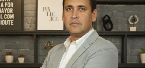 ”Quem hoje sorri, amanhã pode estar chorando”, alerta secretário sobre Trump