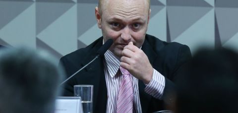 Moraes autoriza progressão de Delgatti para o regime semiaberto