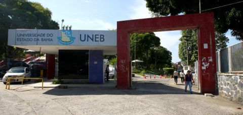 Ex-funcionários de antiga terceirizada da UNEB denunciam falta de pagamento