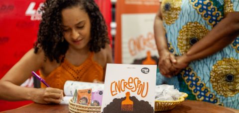 Projeto leva história dos cabelos crespos a escolas públicas de Salvador