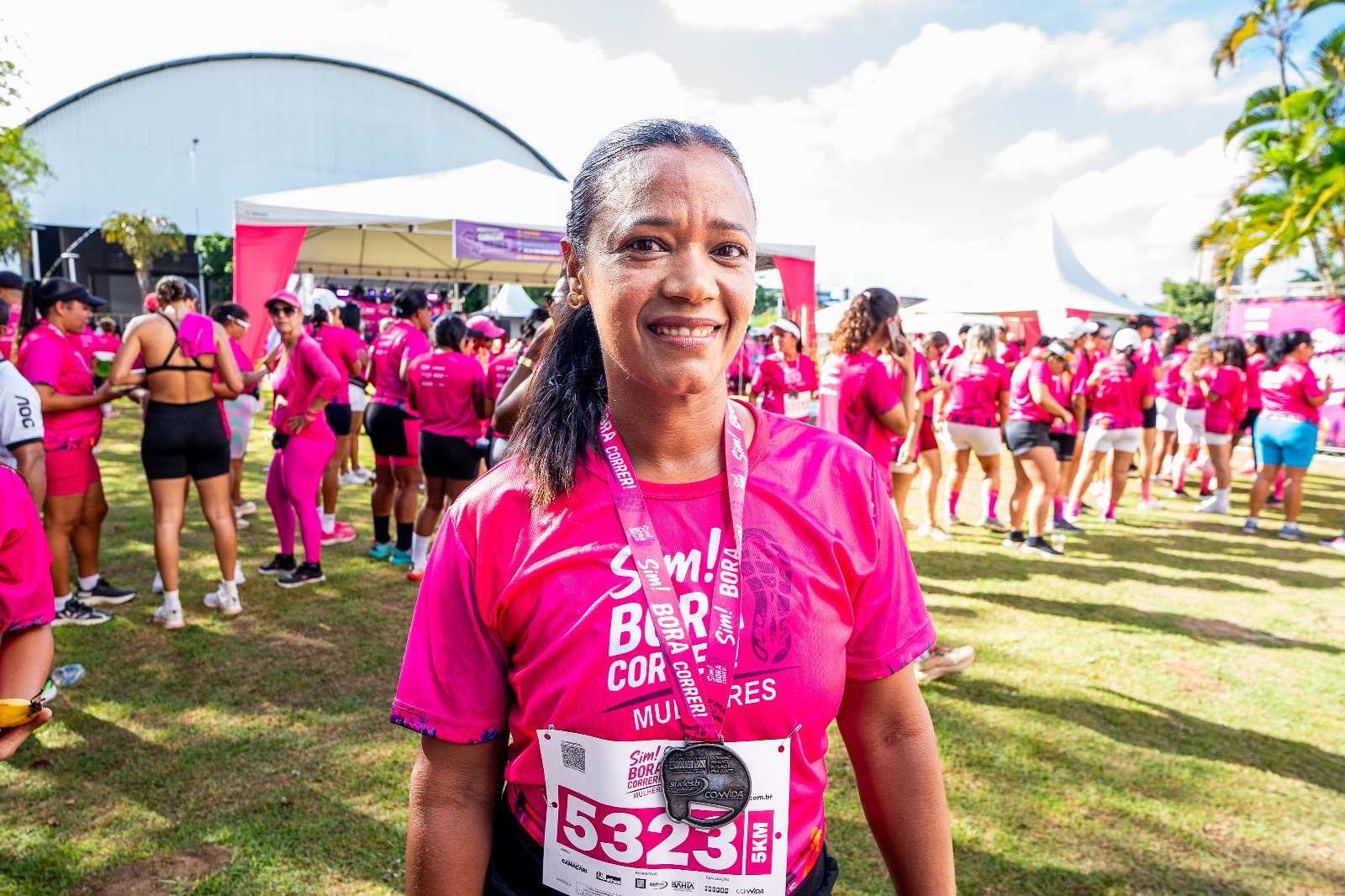 Festival Camaçari Mulher reúne mais de mil participantes em programação dedicada ao cuidado, esporte e autonomia