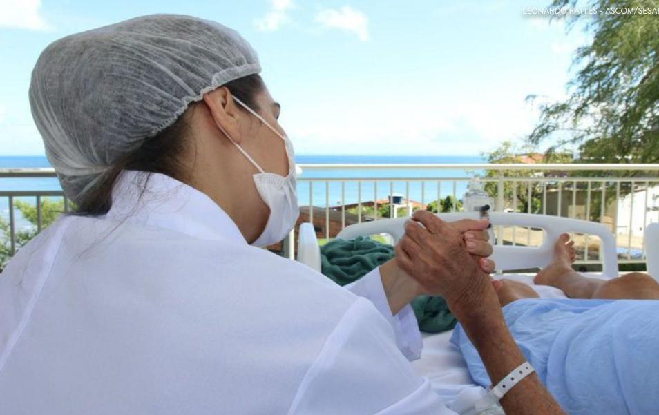 Bahia adere ao Plano Nacional de Cuidados e institui grupo de trabalho para elaborar política estadual