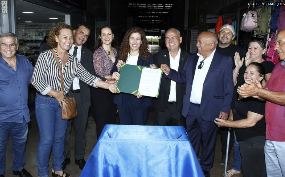 Governo do Brasil destina área pública da União para GDF regularizar Shopping Popular em Brasília
