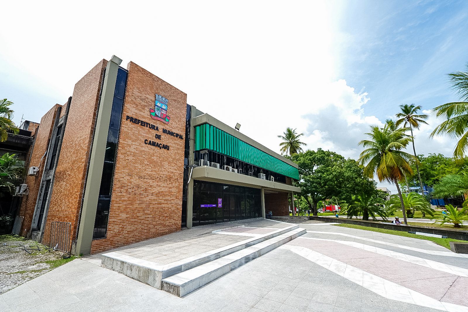 Prefeitura decreta ponto facultativo na véspera do feriado de Tiradentes